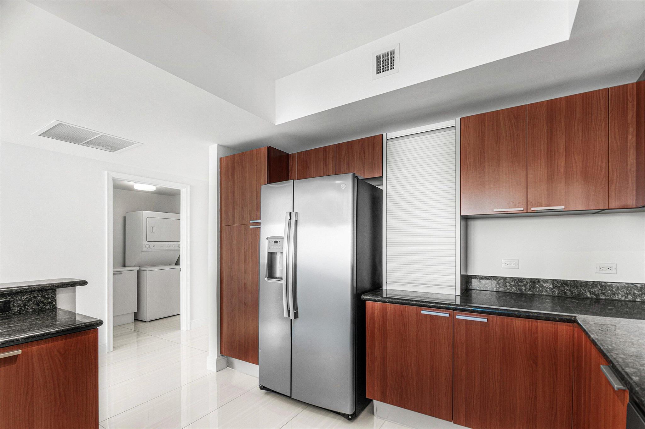 MARINA GRANDE RIVIERA BEA - Residential