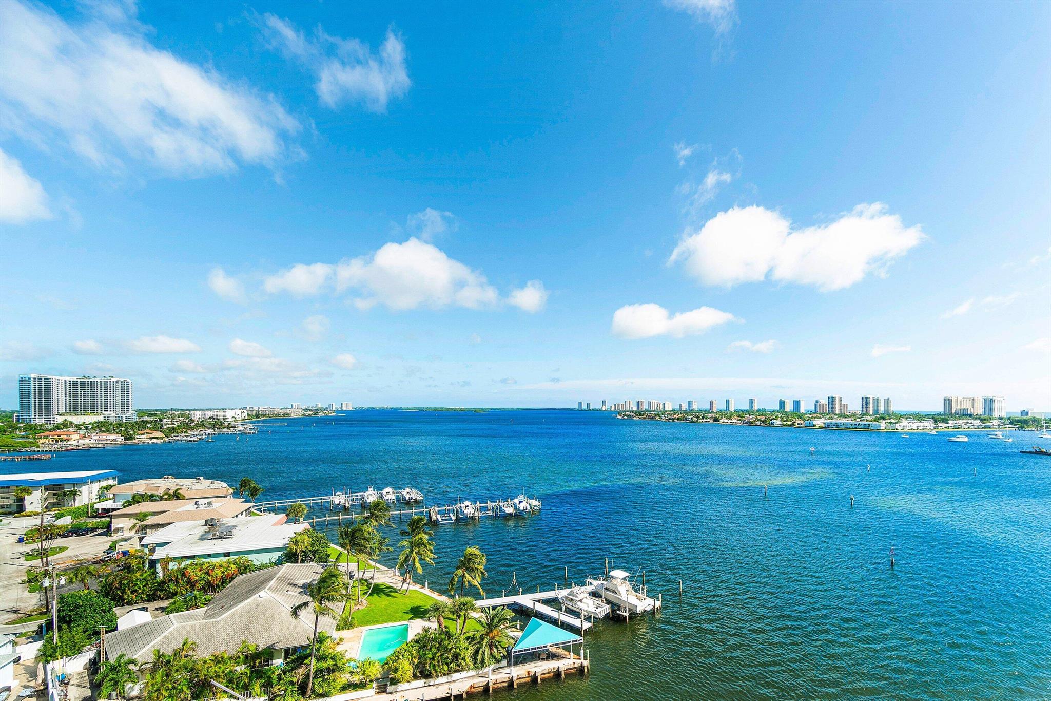 MARINA GRANDE RIVIERA BEA - Residential