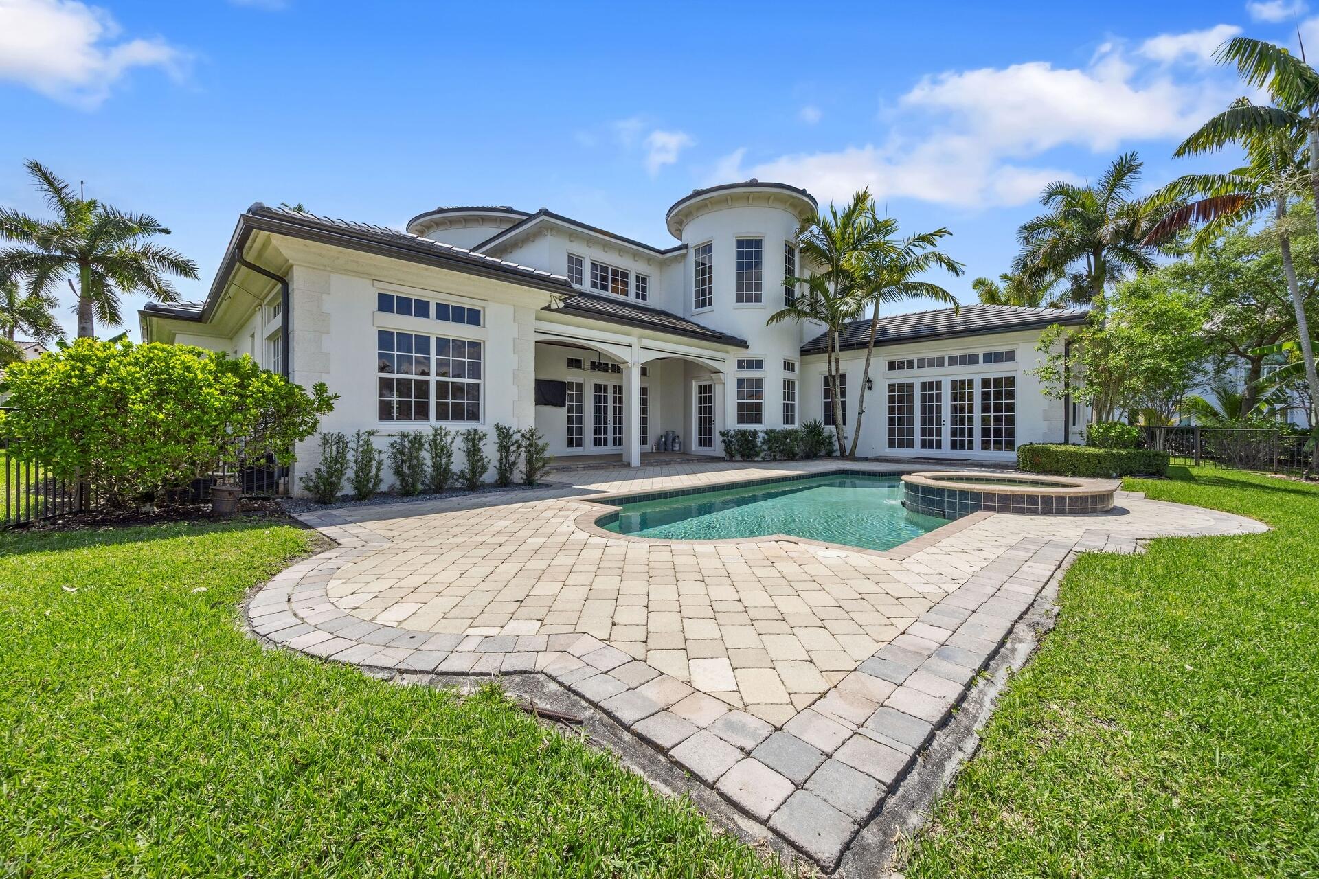 HERON ESTATES - Residential