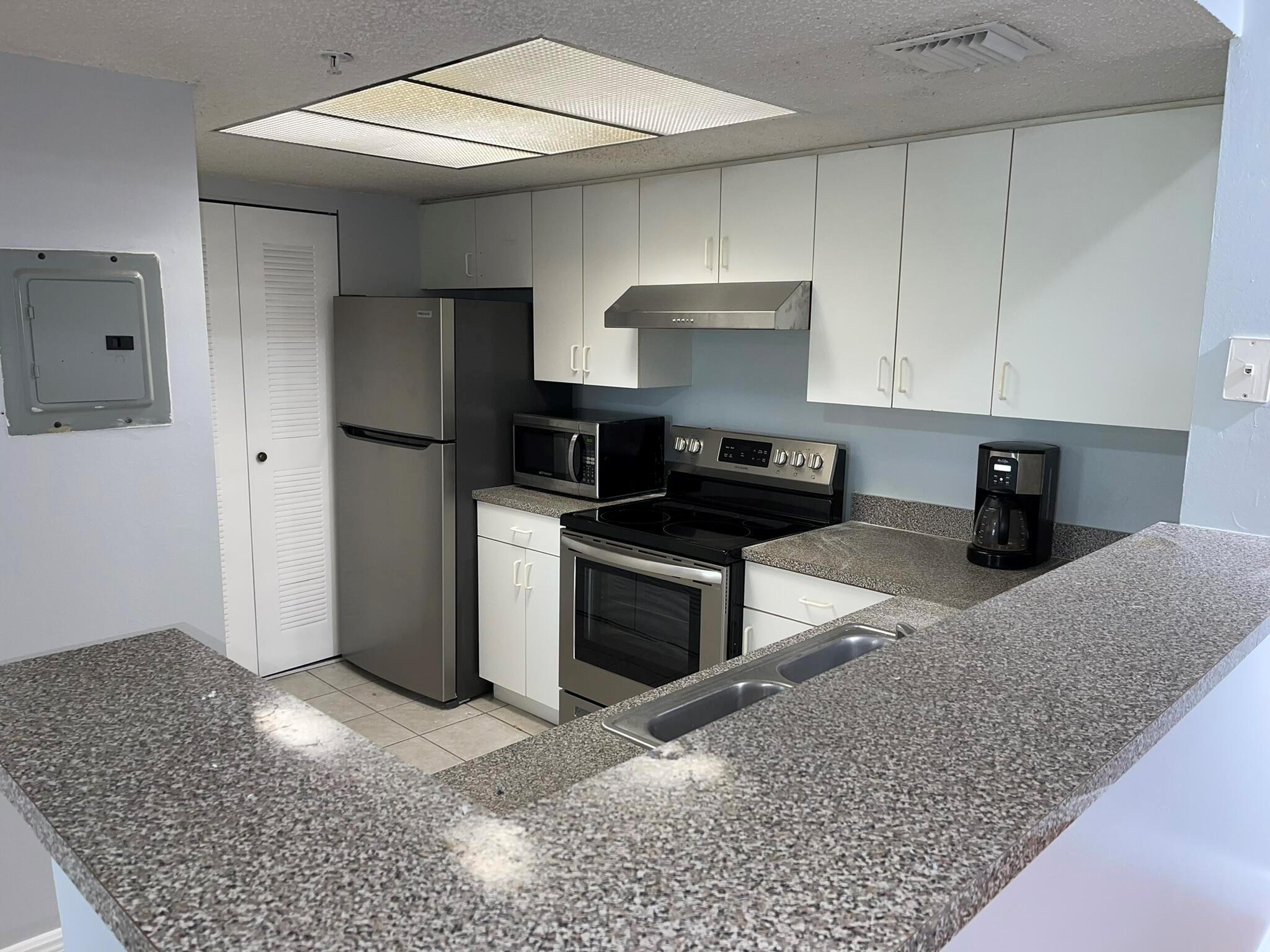 EVERGREEN LAKES CONDO - Residential Lease