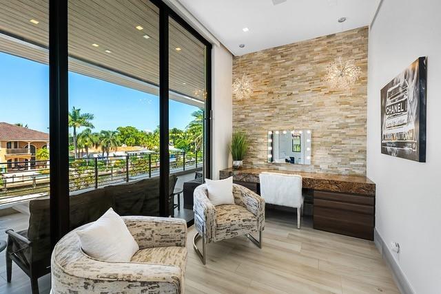 Gould Island 15-62 B - Residential