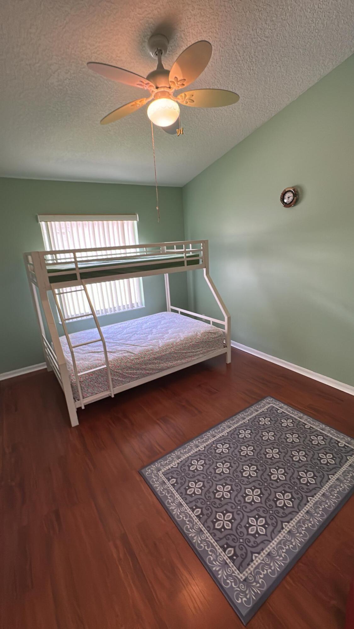 TOWNE PARK TR J - Residential