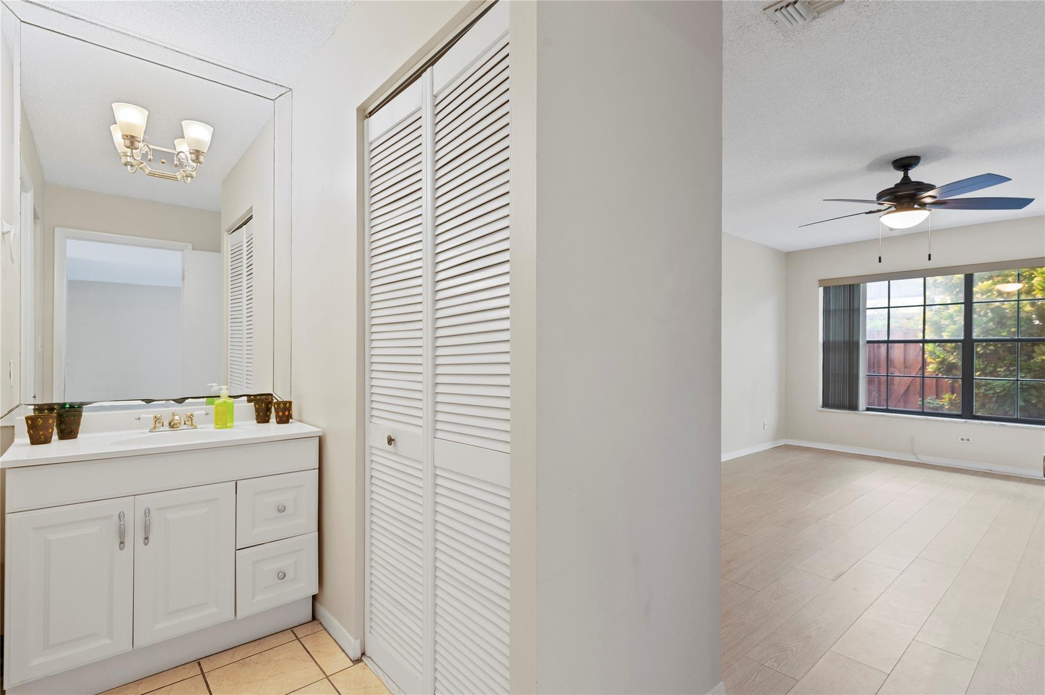 Nova North Condo 7 - Residential Lease