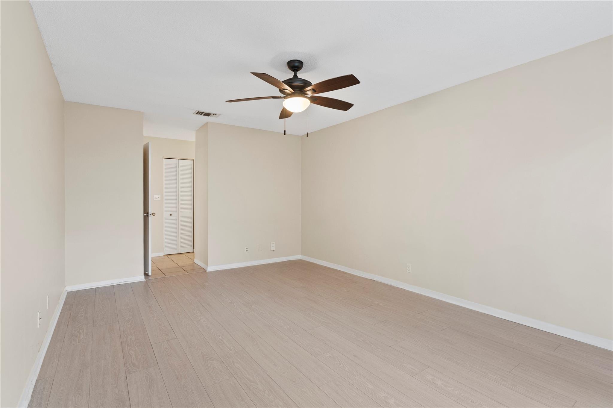 Nova North Condo 7 - Residential Lease