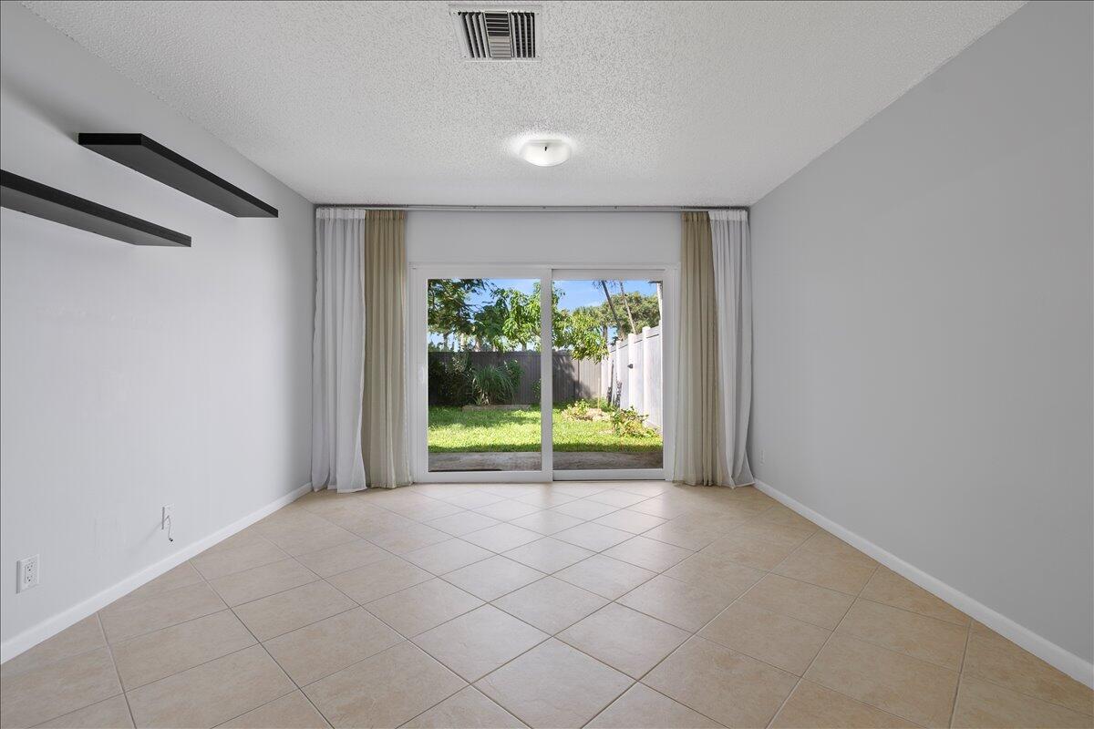 JUPITER VILLAGE PH II - Residential Lease