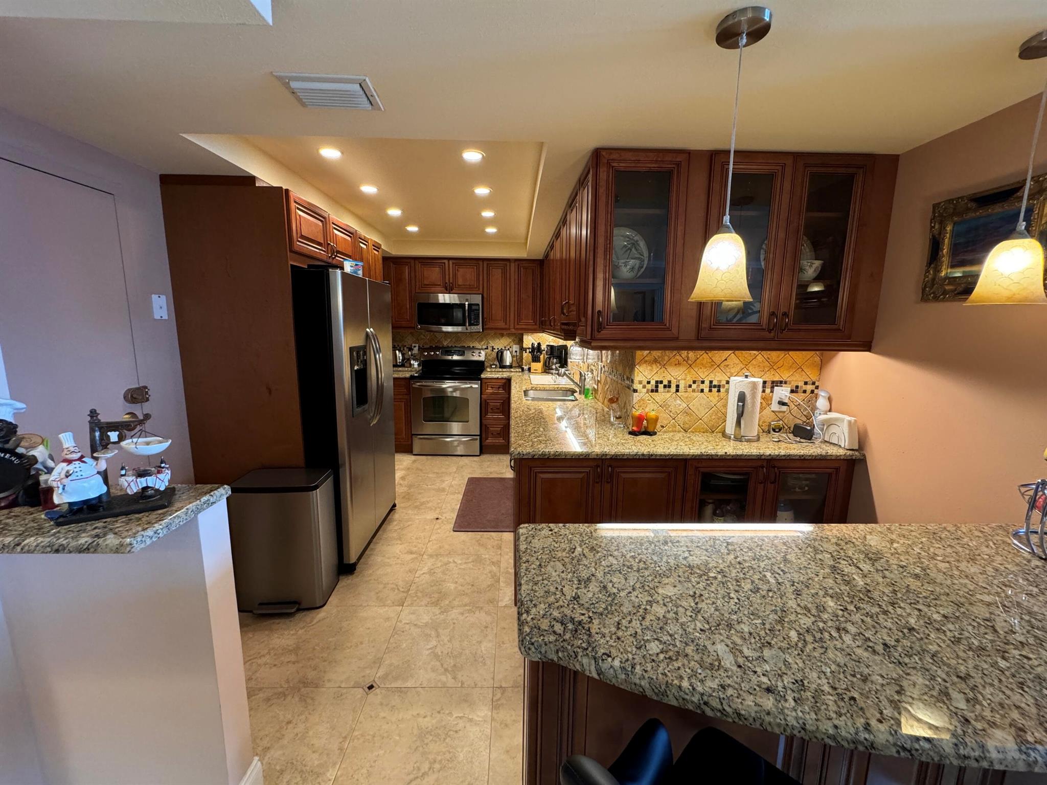 PATRICIAN OF PALM BEACH C - Residential Lease