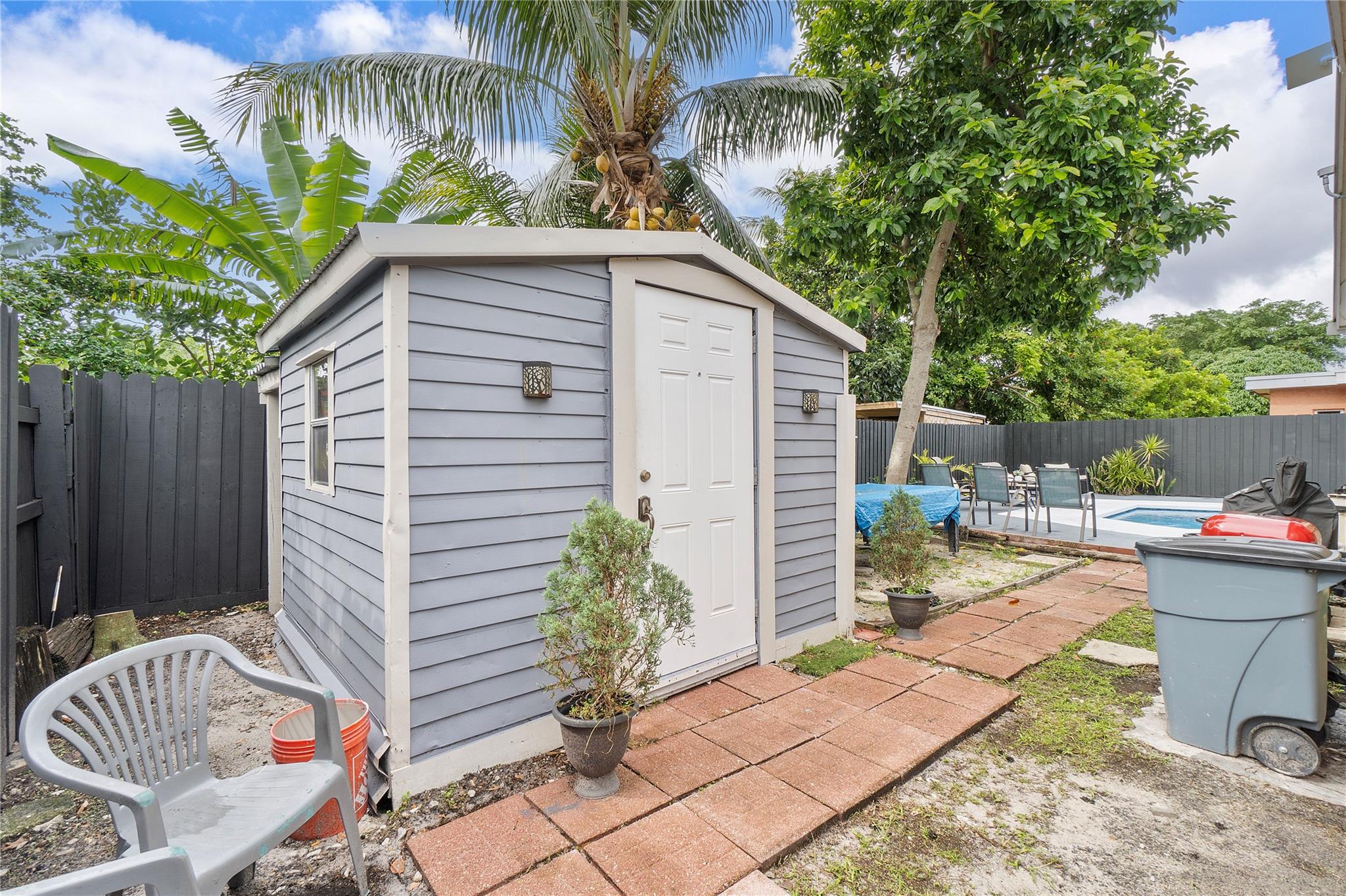 North Lauderdale Village - Residential