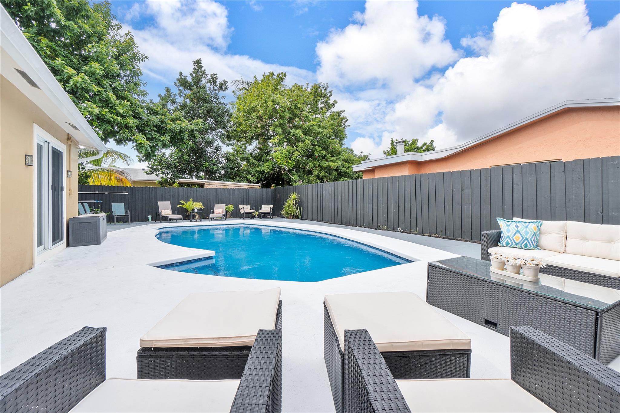 North Lauderdale Village - Residential