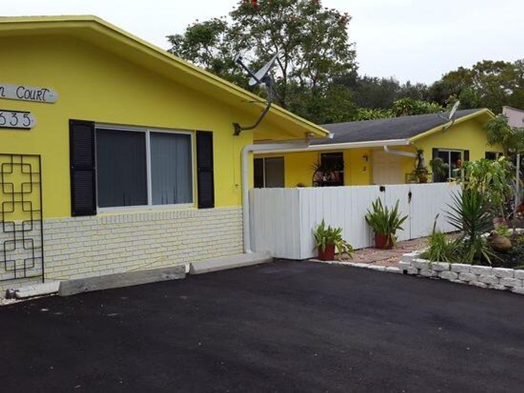 Photo of 635 SW 14th Terrace #0, Fort Lauderdale, FL 33312 (MLS # R11123763)
