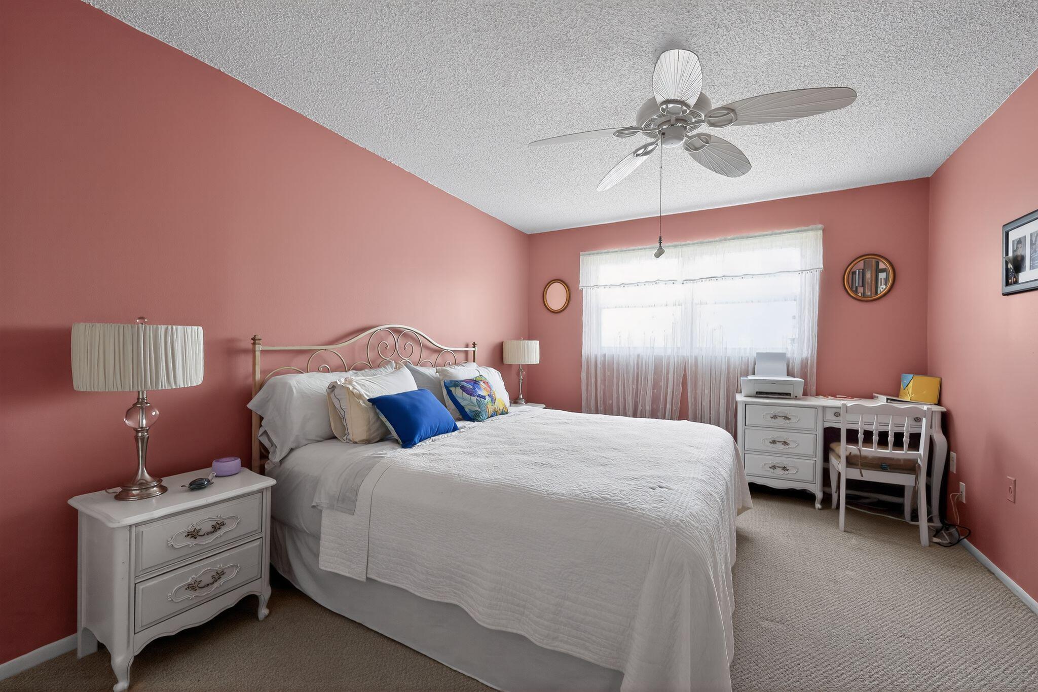 SUNRISE LAKES 31 CONDO - Residential