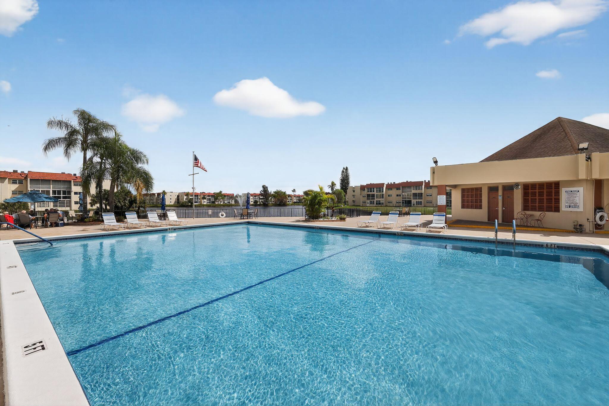 SUNRISE LAKES 31 CONDO - Residential