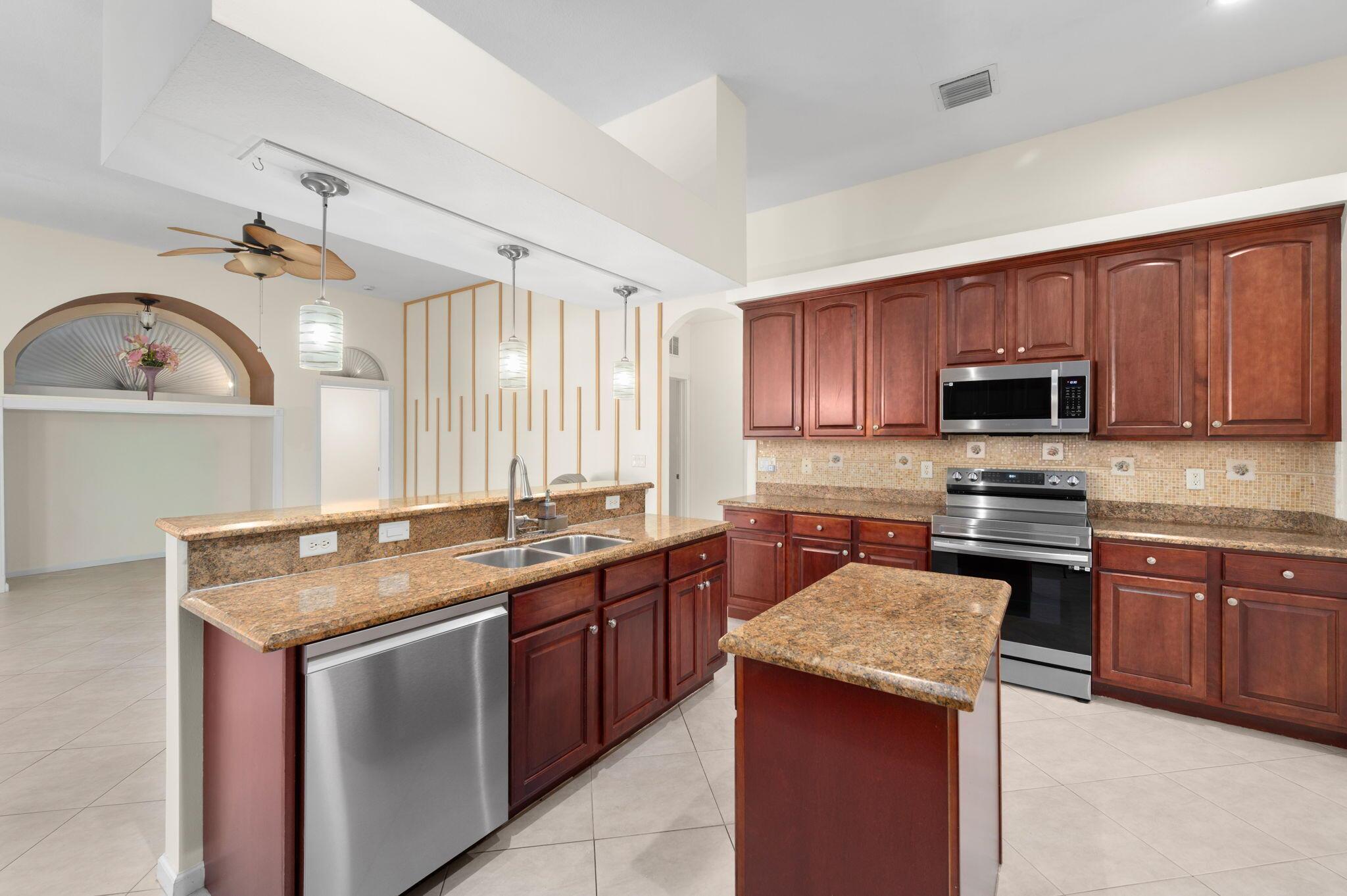 PORT ST LUCIE SECTION  22 - Residential