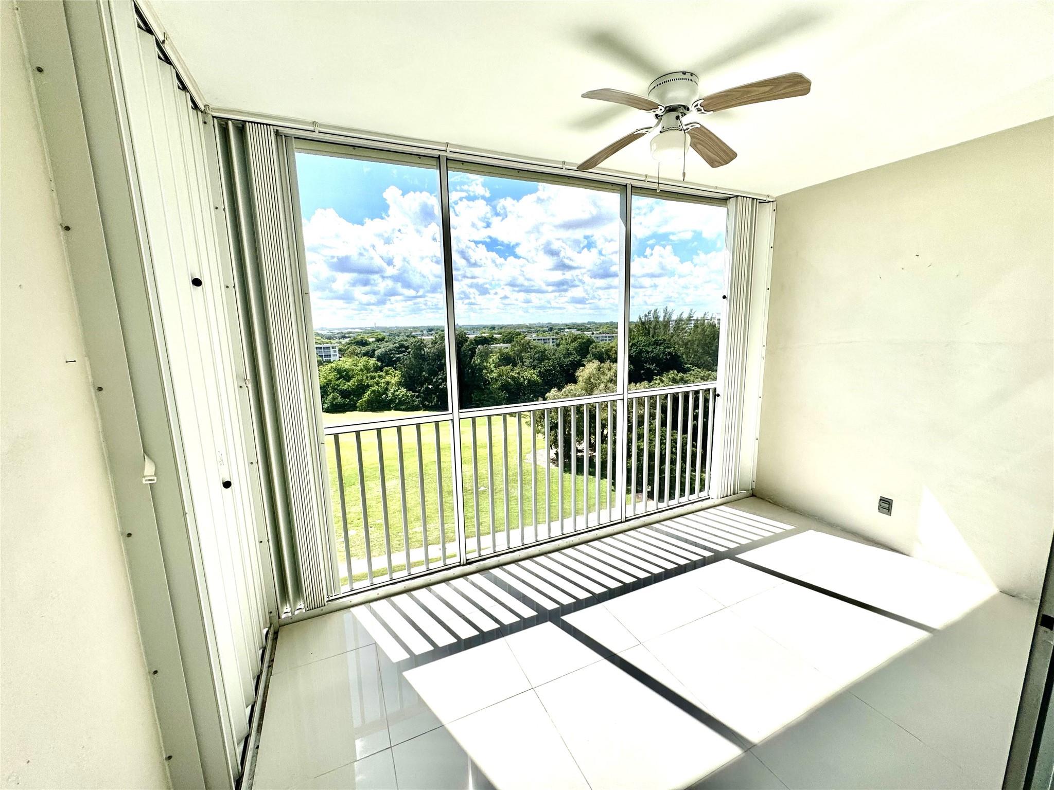 No 9 Palm-Aire Country Cl - Residential Lease
