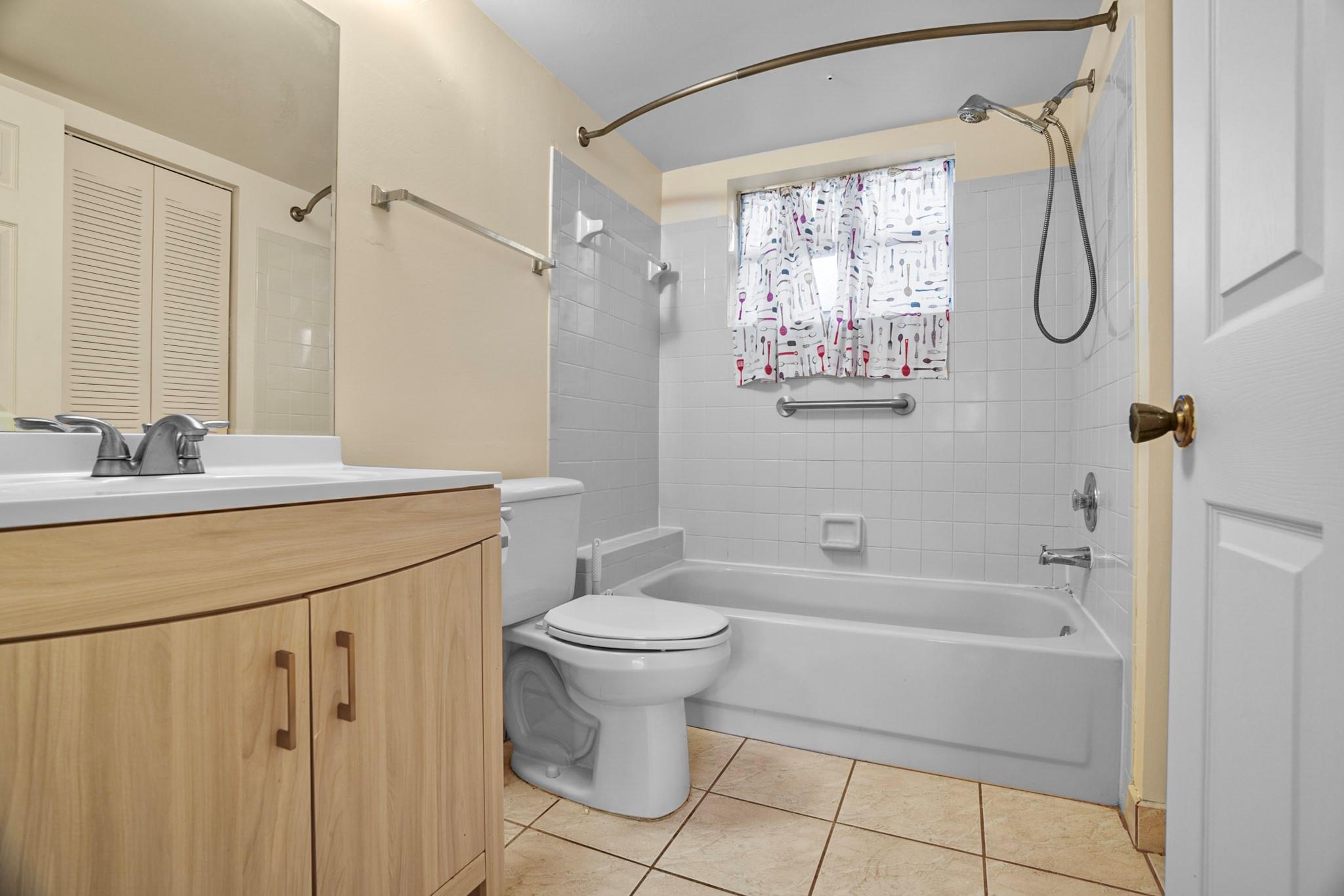 Golfside II Condo - Residential Lease