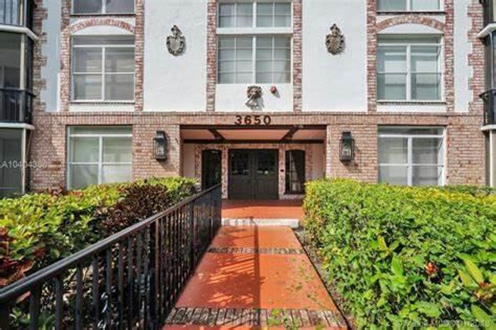 Photo of 3650 Inverrary Drive #1s, Lauderhill, FL 33319 (MLS # R11069622)