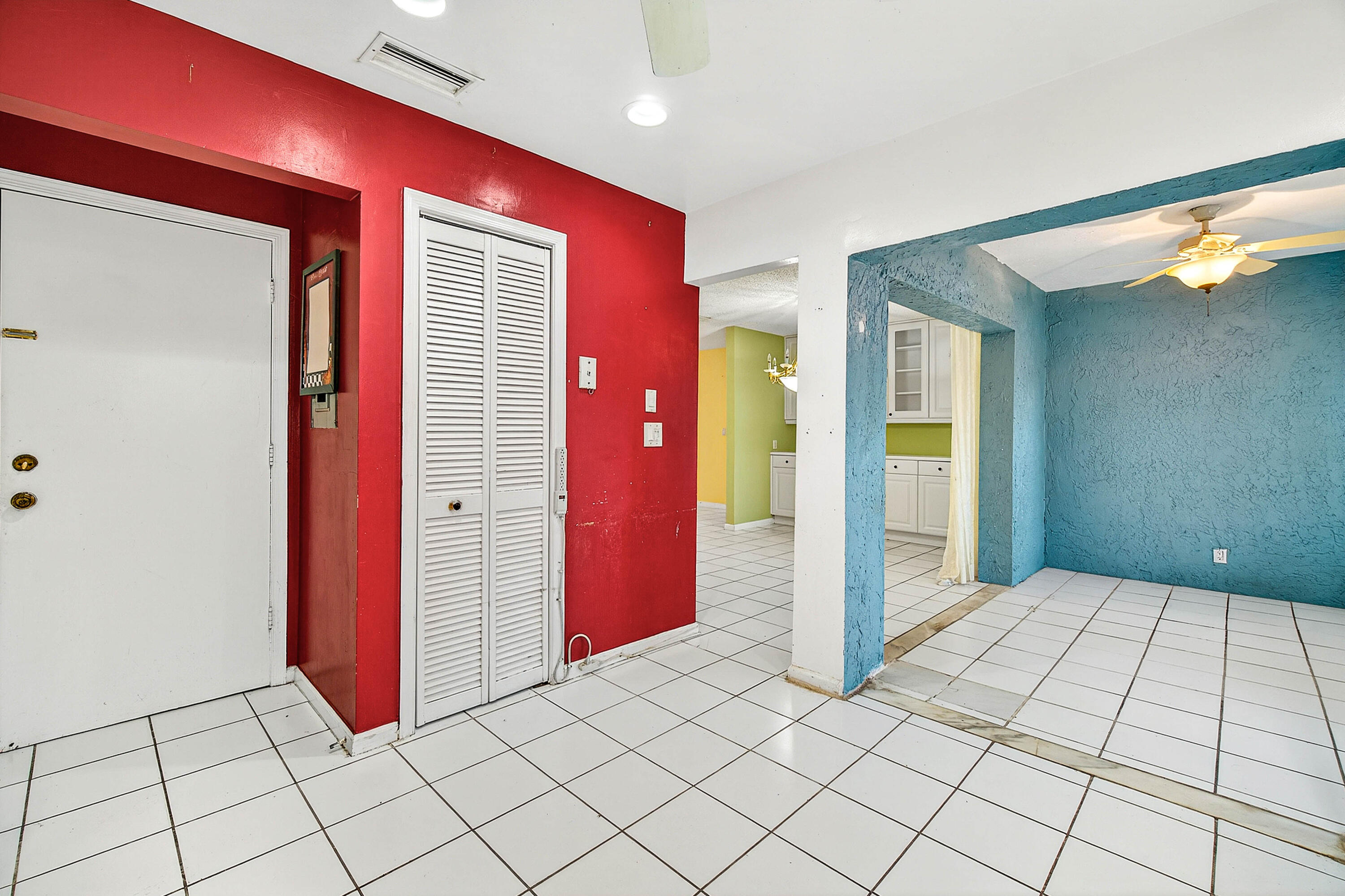 GREENTREE VILLAS CONDO - Residential