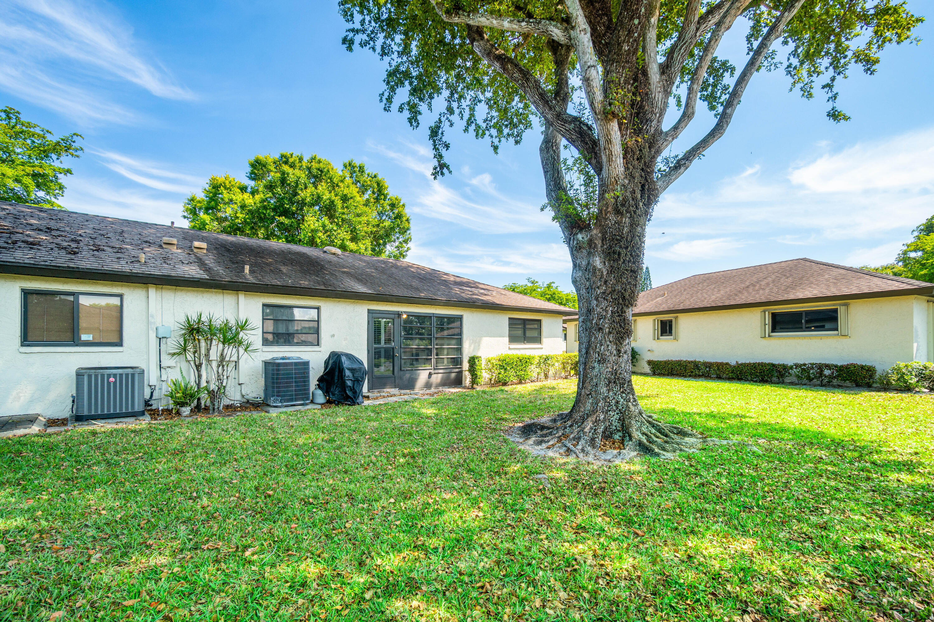 GREENTREE VILLAS CONDO - Residential