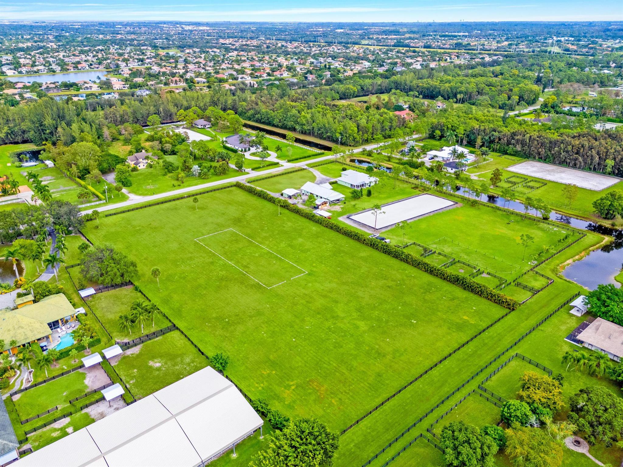 11818 Hawk Hollow
