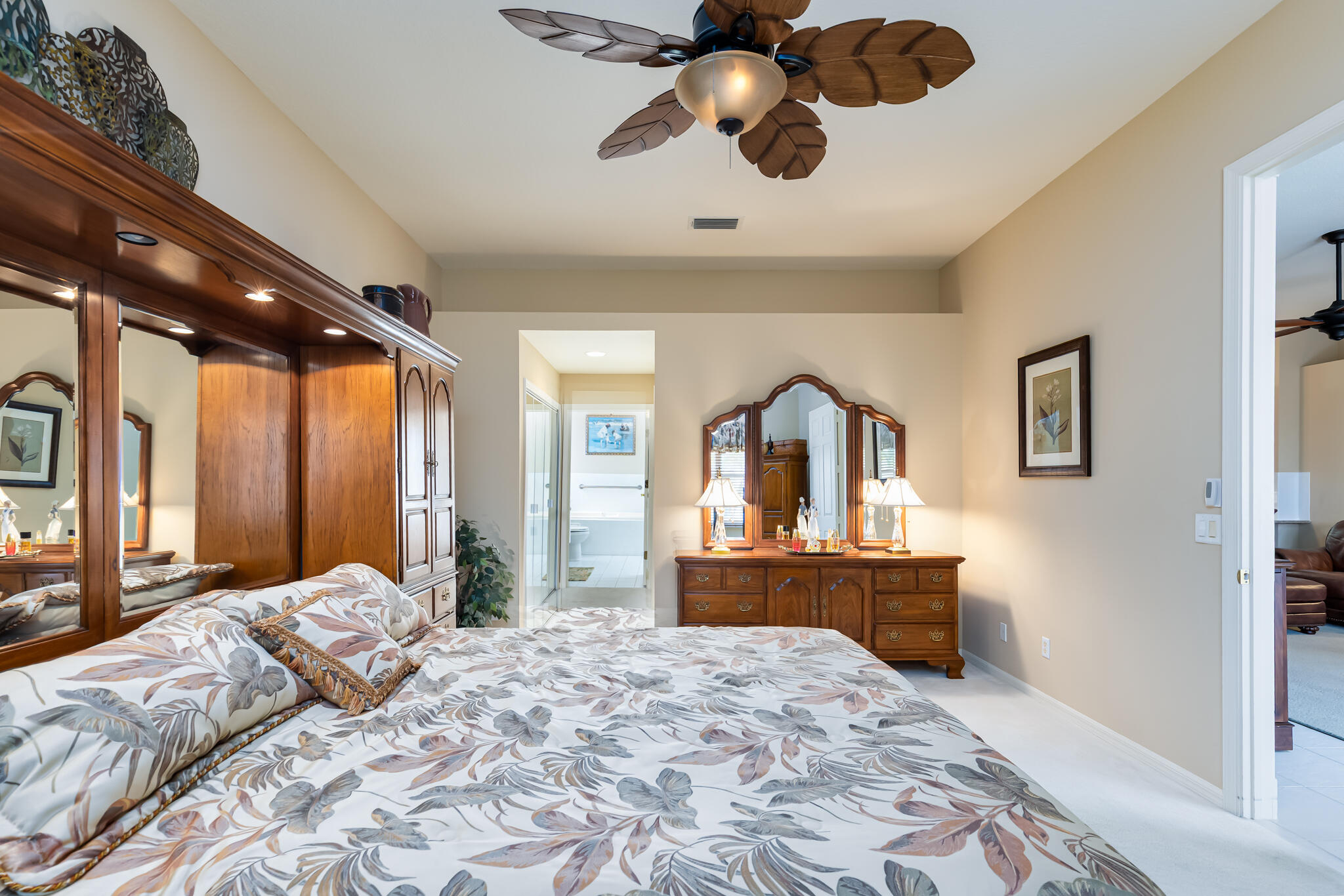 KINGS ISLE (Isle of Capri) - Residential