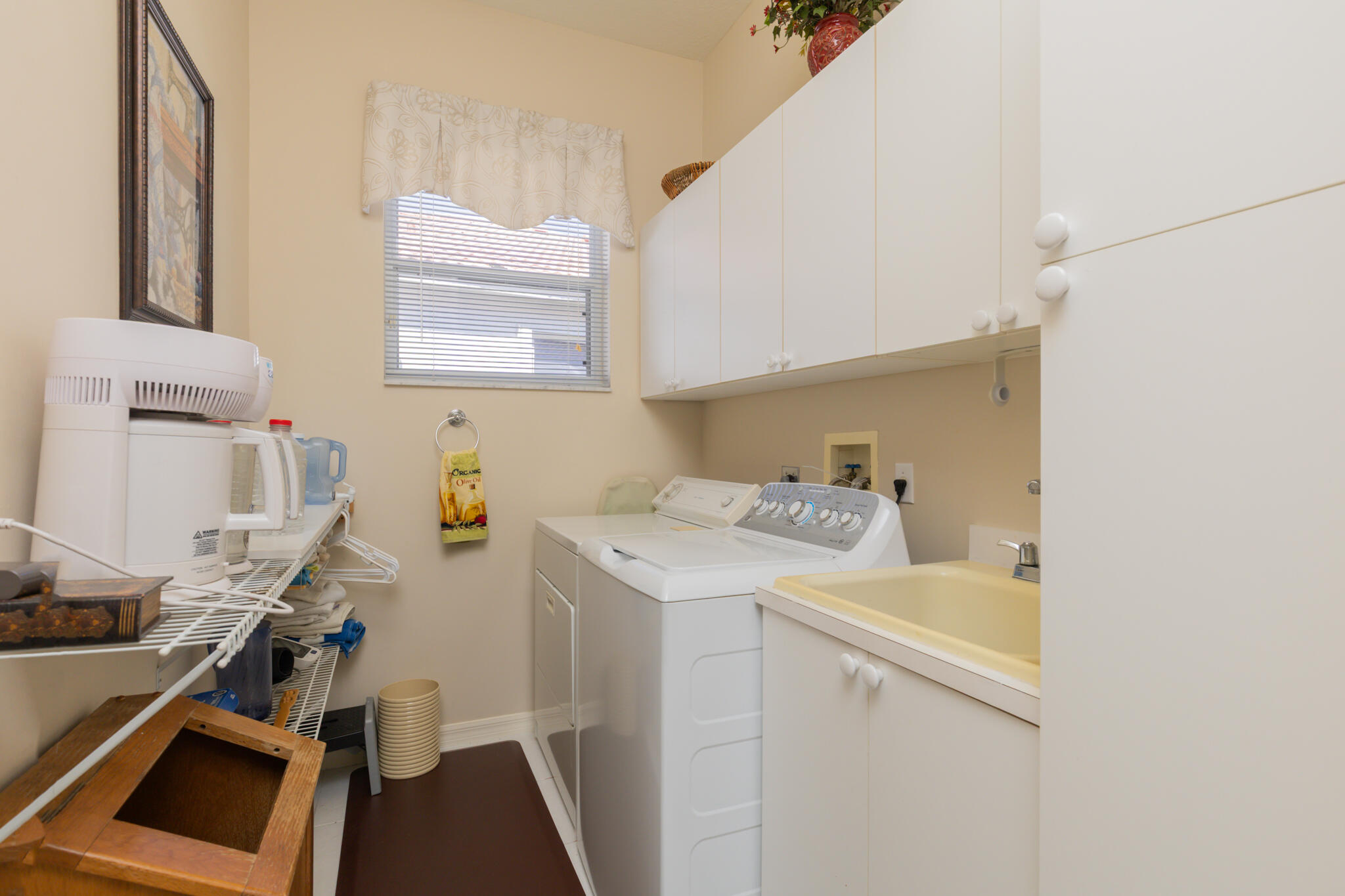 KINGS ISLE (Isle of Capri) - Residential