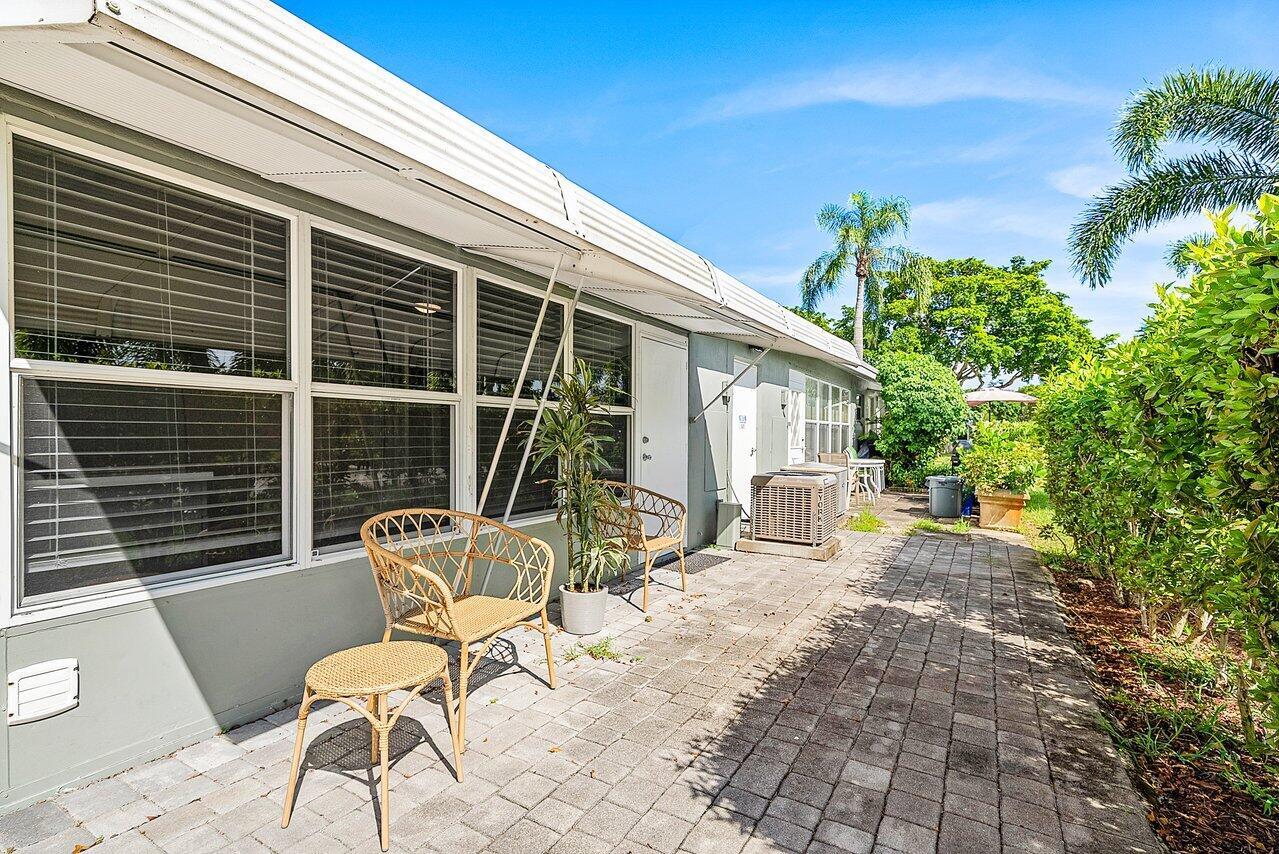 HIGH POINT OF DELRAY BEAC - Residential Lease