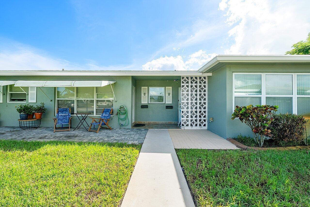 HIGH POINT OF DELRAY BEAC - Residential Lease