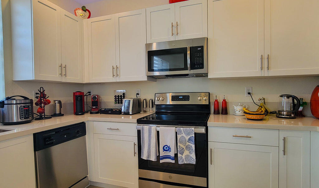 AQUABELLA NORTH REPLAT - Residential