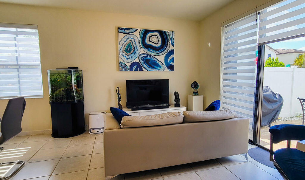 AQUABELLA NORTH REPLAT - Residential