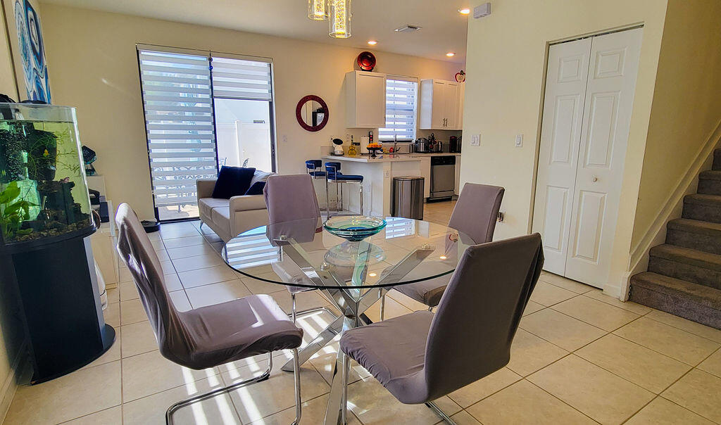 AQUABELLA NORTH REPLAT - Residential