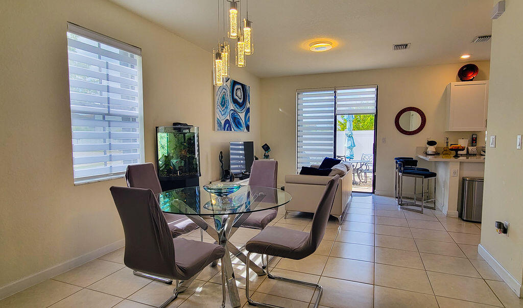 AQUABELLA NORTH REPLAT - Residential