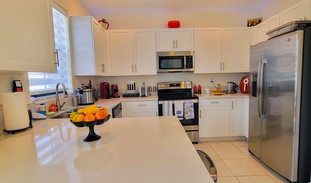 AQUABELLA NORTH REPLAT - Residential