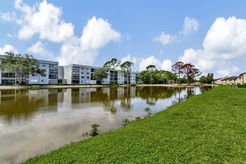 A home in Lake Worth