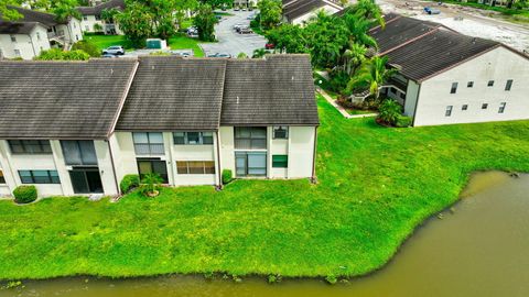 A home in Lake Worth