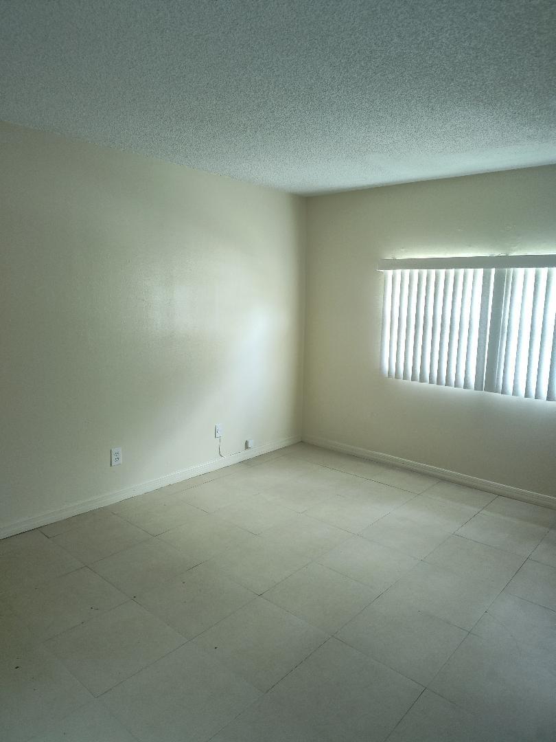 2291 NW 59th Way