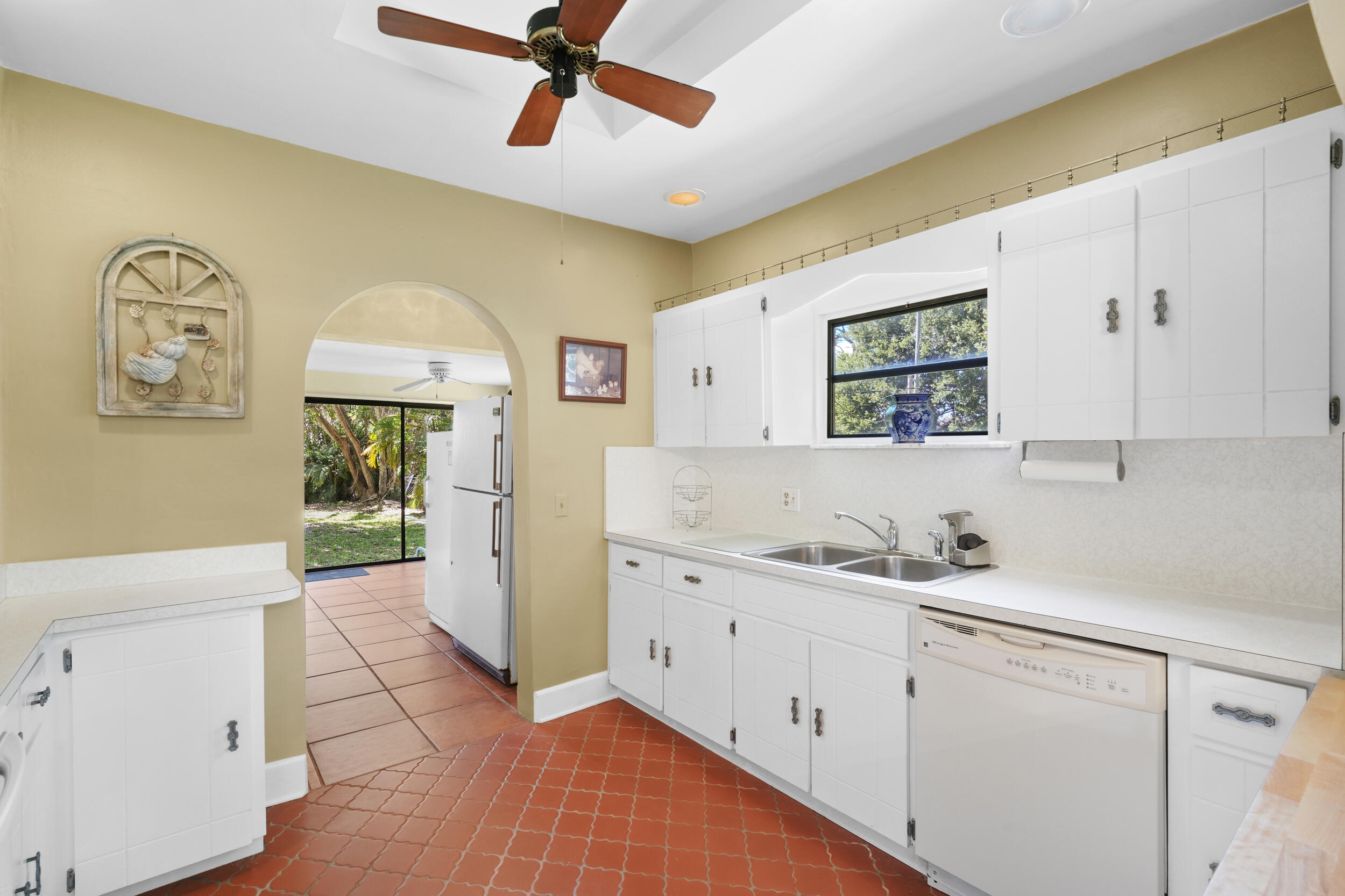 MARAVILLA TERRACE SUBDIVISION - Residential