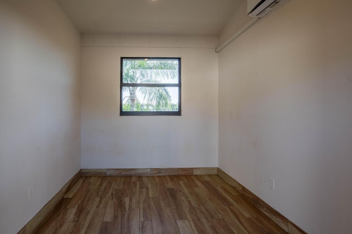 SADDLE TRAIL PARK OF WELLINGTON - Residential