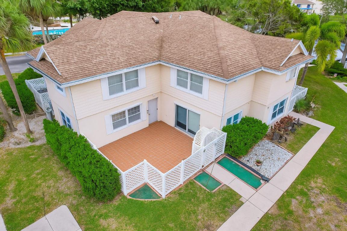 WELLESLEY AT LAKE CLARKE SHORES - Residential