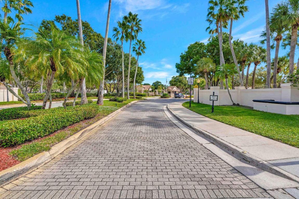 WELLESLEY AT LAKE CLARKE SHORES - Residential