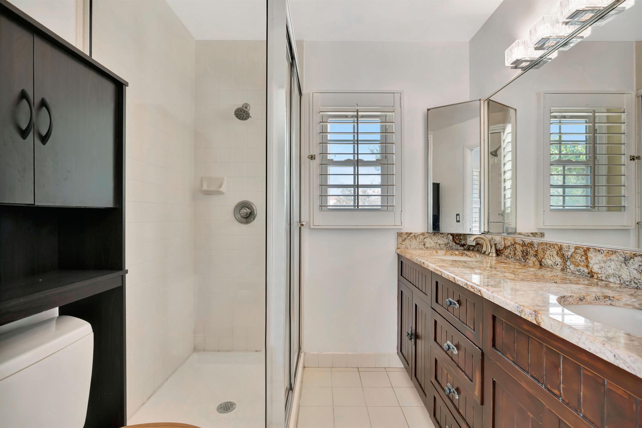 WELLESLEY AT LAKE CLARKE - Residential