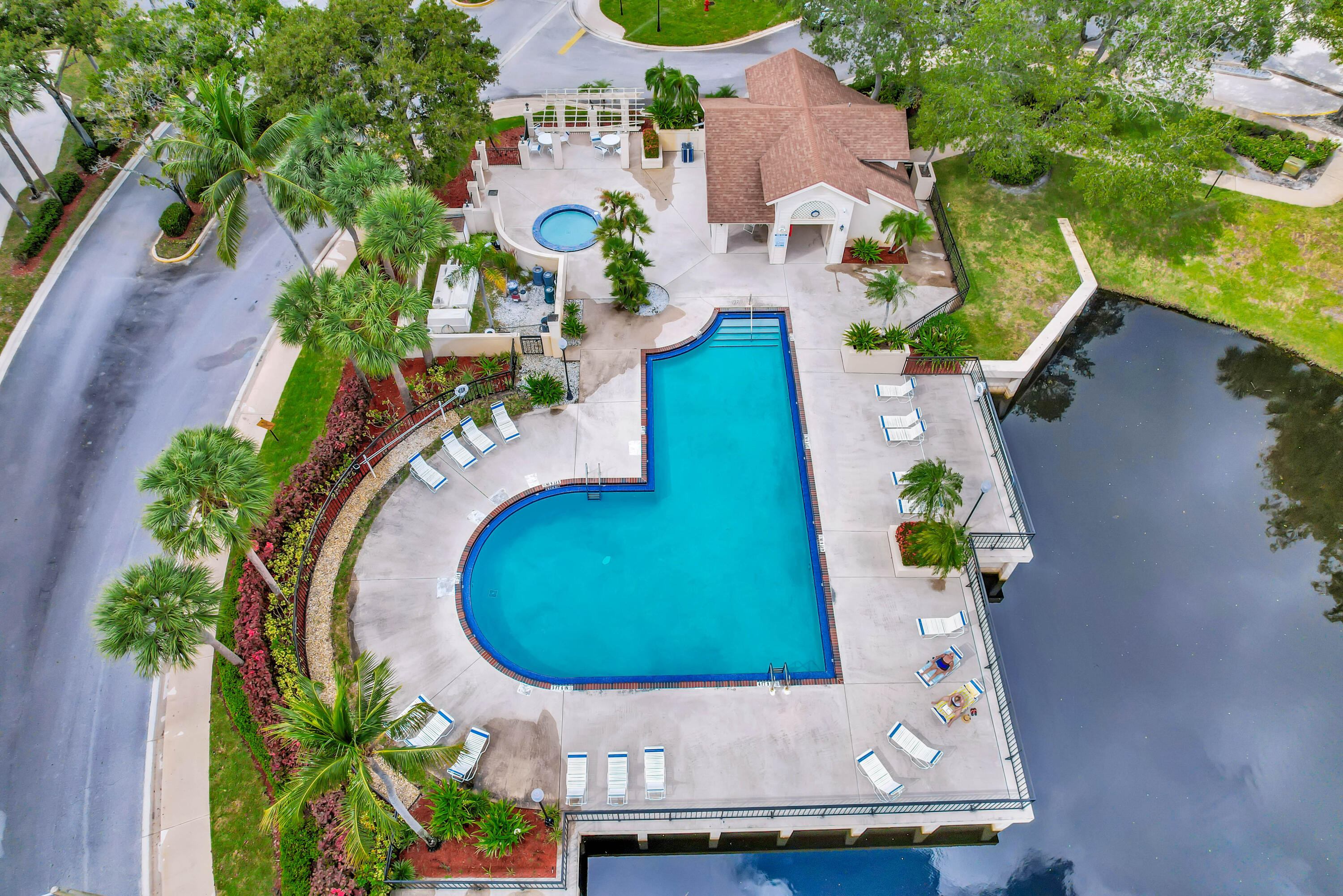 WELLESLEY AT LAKE CLARKE SHORES - Residential