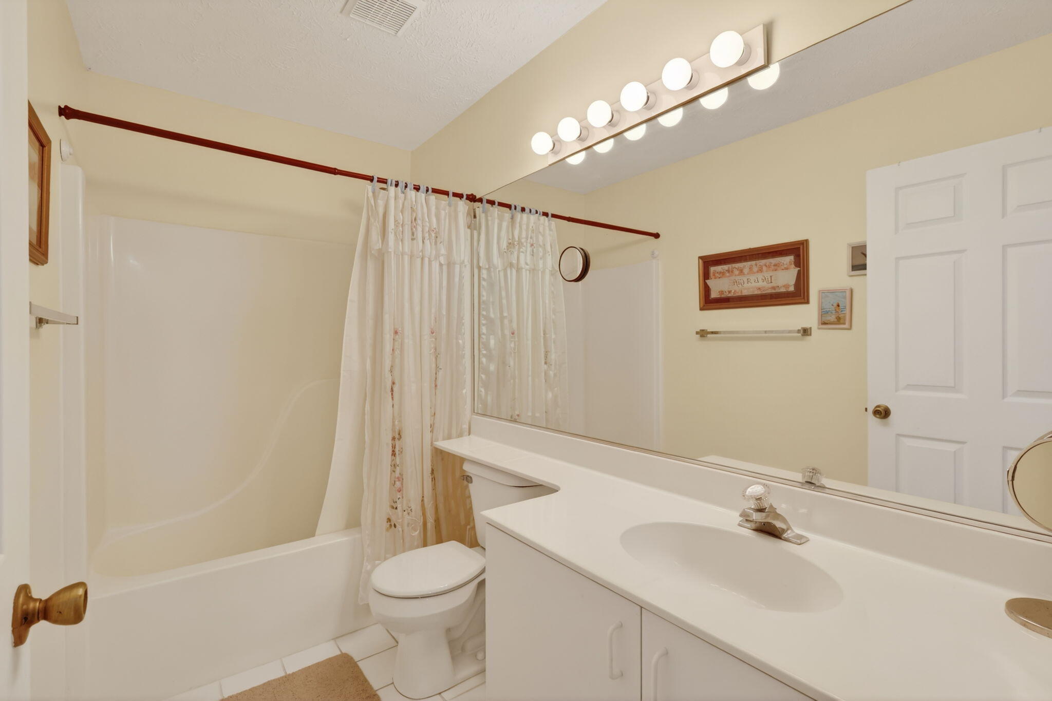 SPANISH LAKES FAIRWAYS NE PHASE - Residential