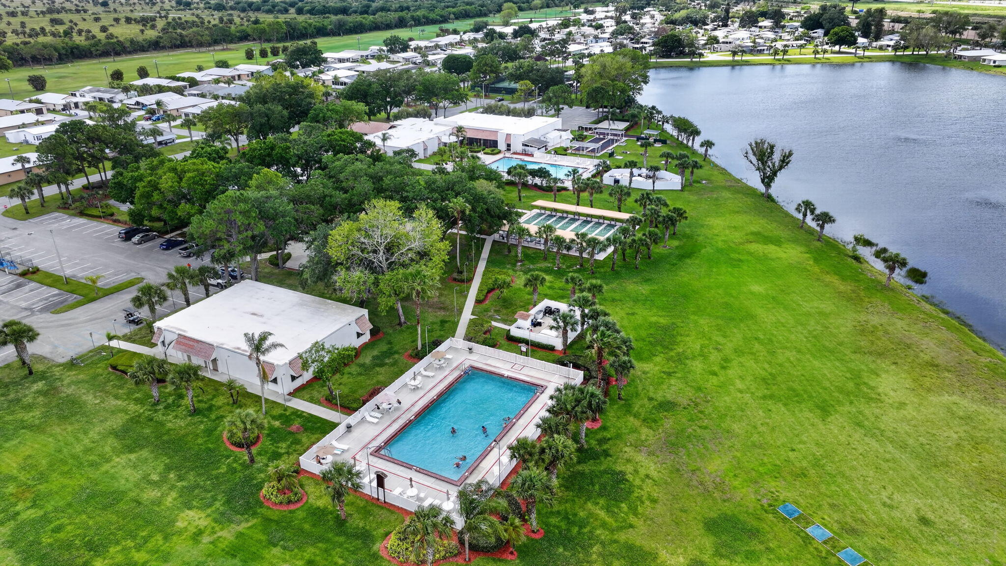 SPANISH LAKES FAIRWAYS NE PHASE - Residential