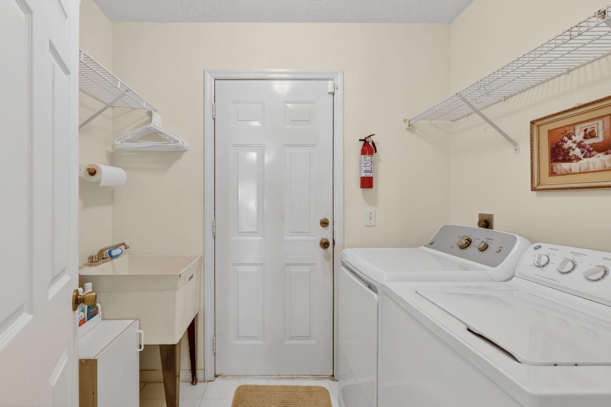 SPANISH LAKES FAIRWAYS NE PHASE - Residential