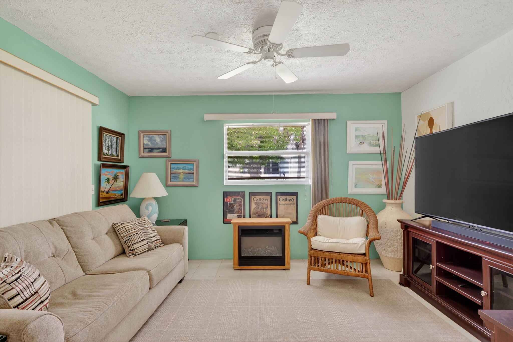 SPANISH LAKES FAIRWAYS NE PHASE - Residential