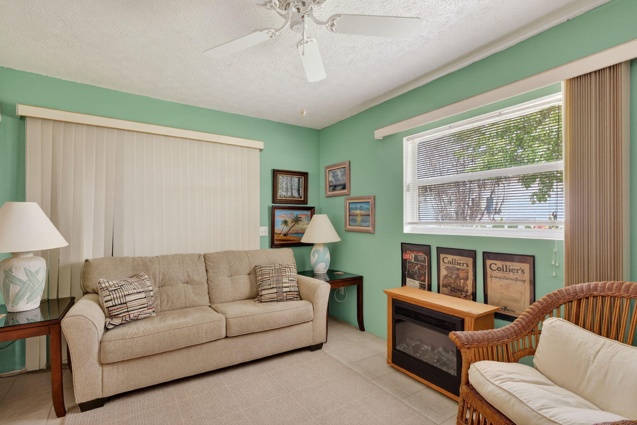 SPANISH LAKES FAIRWAYS NE PHASE - Residential