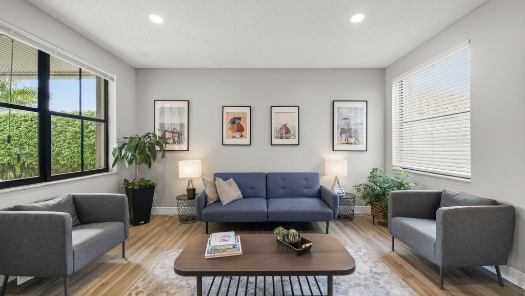 Photo of 1089 Tupelo Way, Weston, FL 33327 (MLS # B26009903)