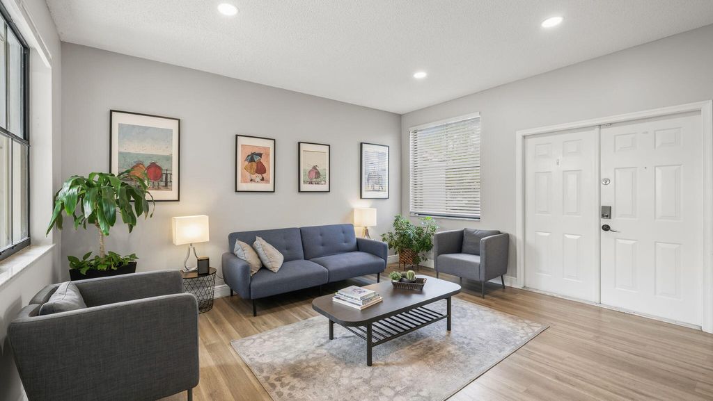 Photo of 1089 Tupelo Way, Weston, FL 33327 (MLS # B26009903)