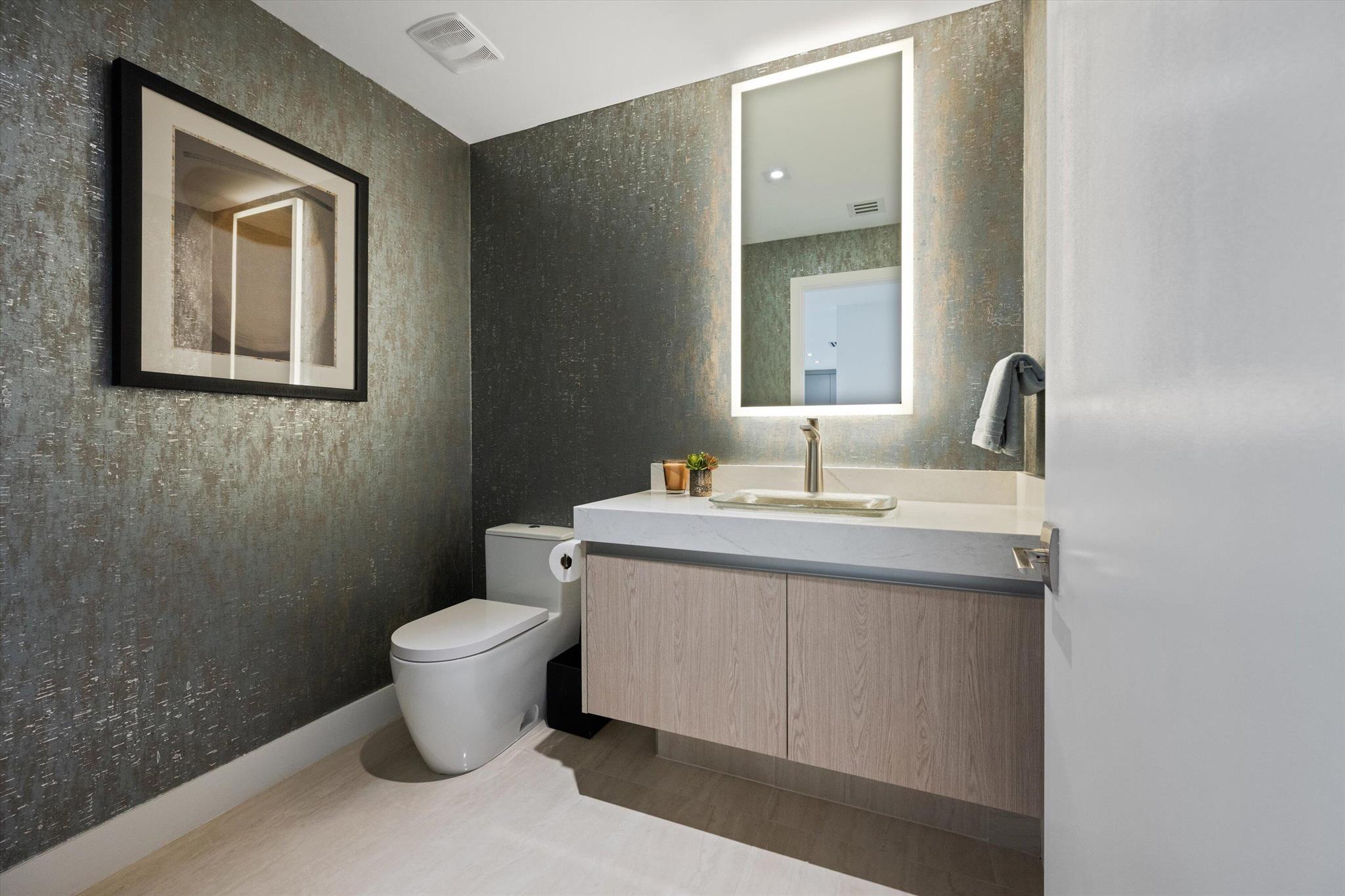 AMRIT OCEAN RESORT 2 COND - Residential