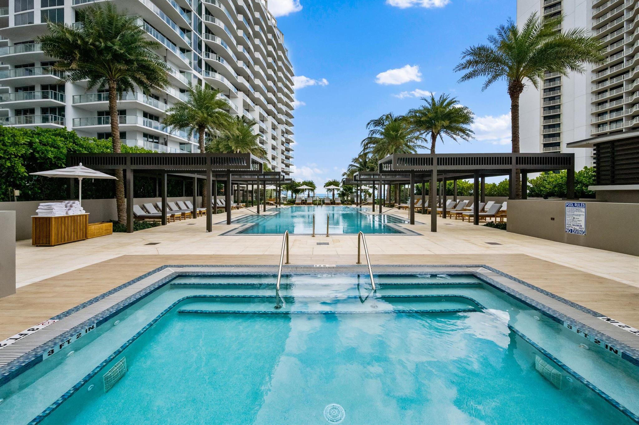 AMRIT OCEAN RESORT 2 COND - Residential