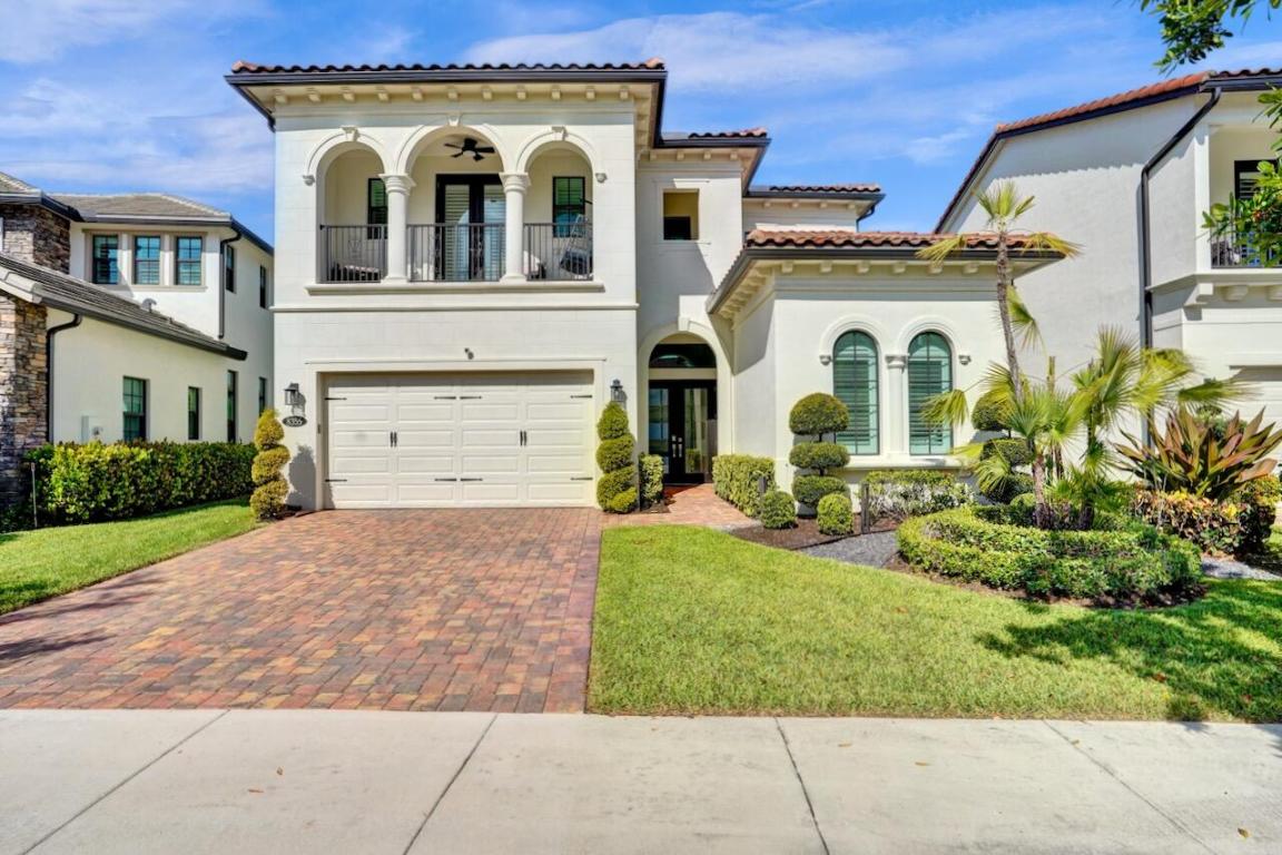 8355 Grand Prix Lane